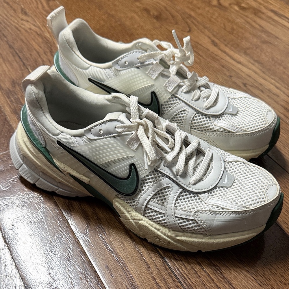Nike V2K Run